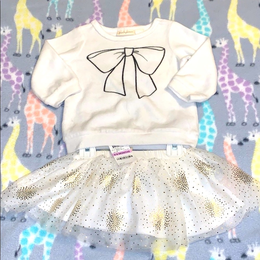❤️❤️3 for $10❤️❤️Baby Girl tutu & sweater